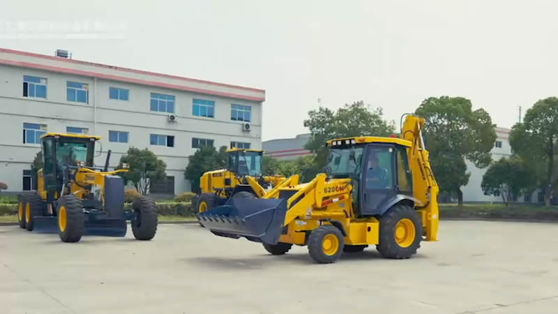 جرافة (لودر) مع حفار خلفي 620CH